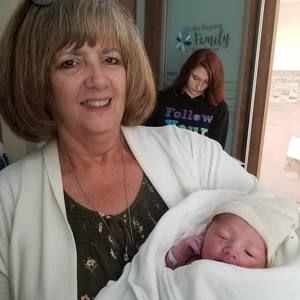 Meet your Posher, Deedee